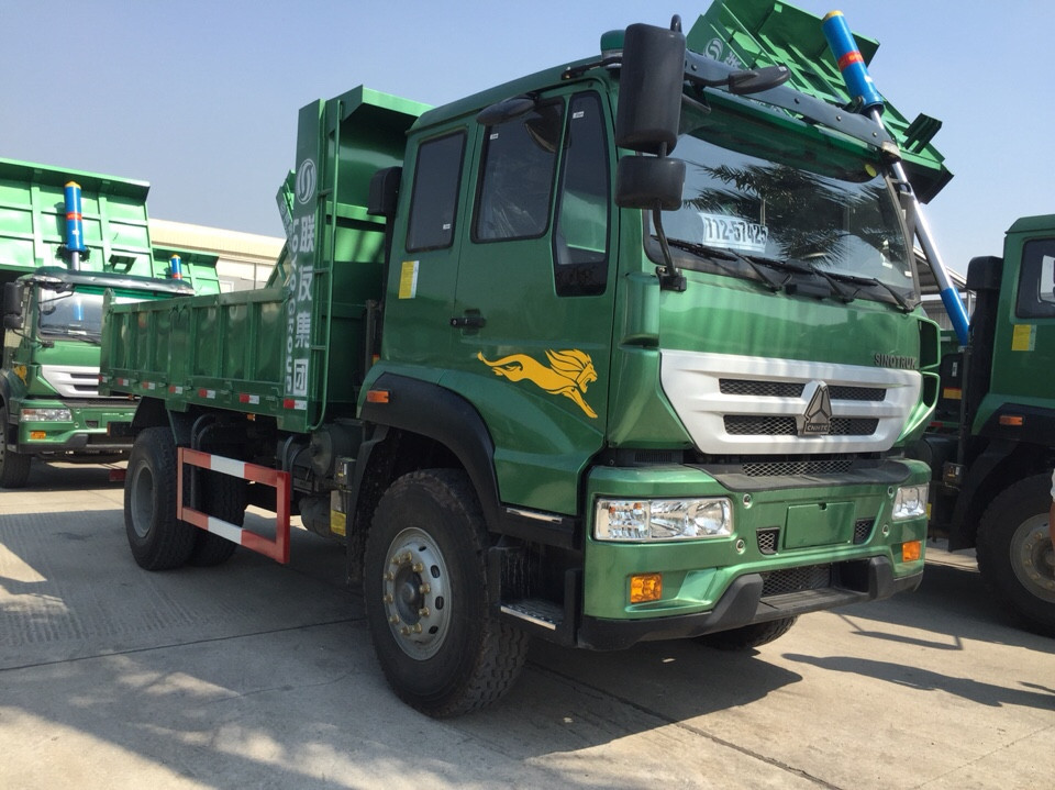 Xe tải ben Howo 8 tấn máy cơ- Giá xe tải ben Howo 8 tấn 2021